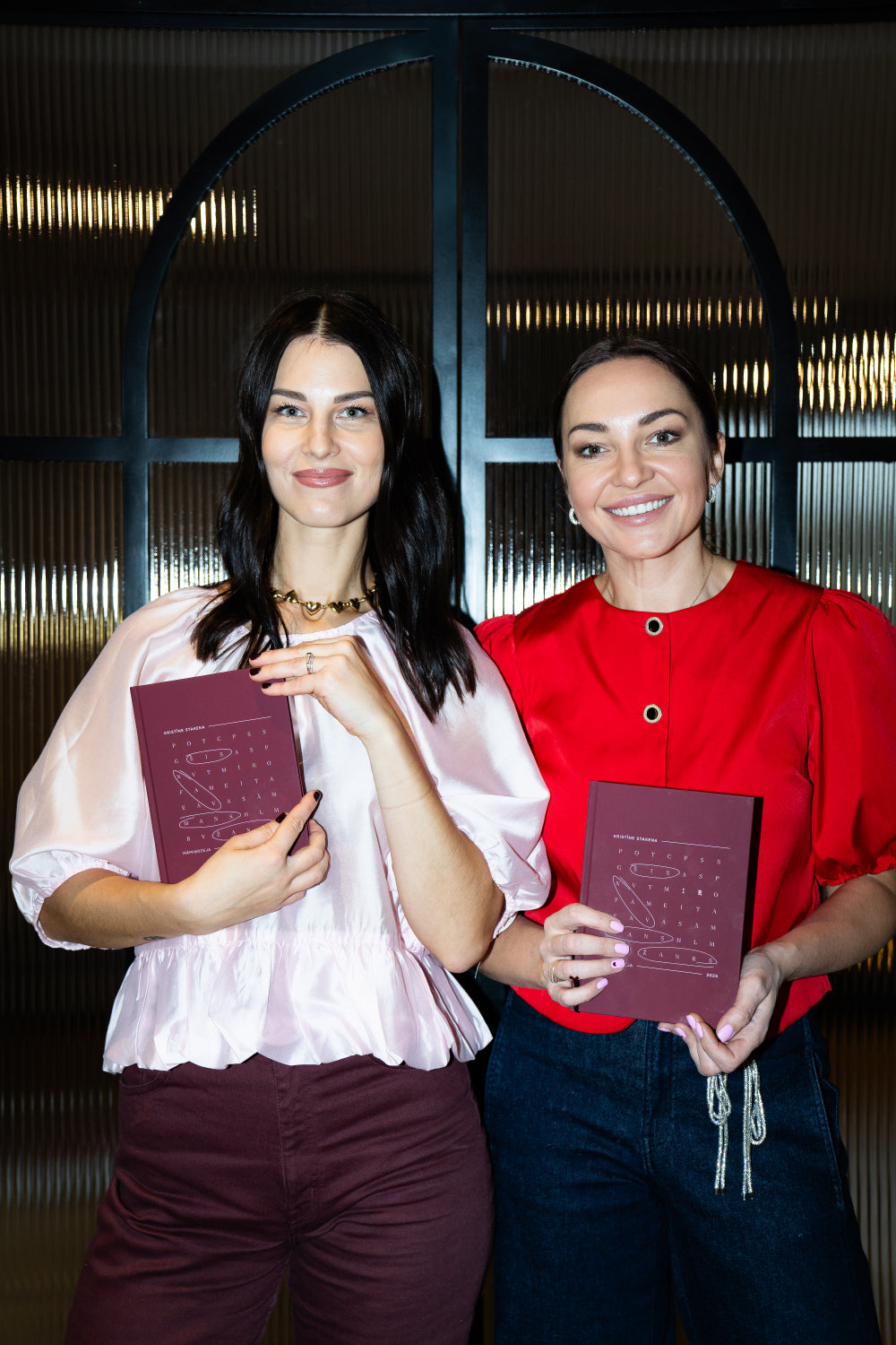 Dzejas krājums "ŠIS NAV MANS ŽANRS"