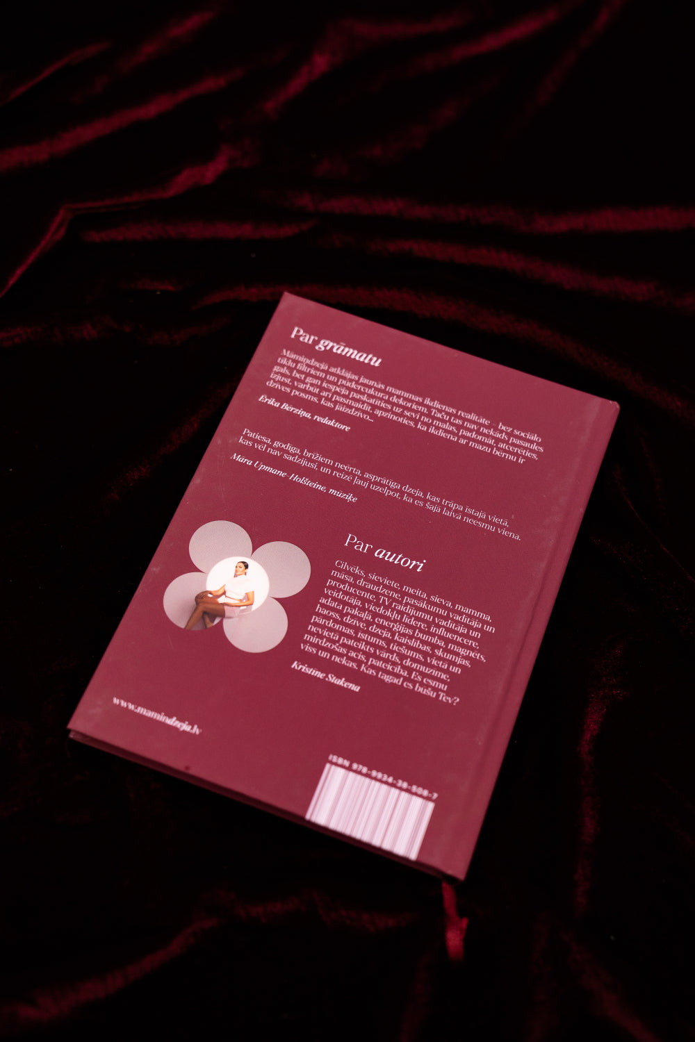 Dzejas krājums  "ŠIS NAV MANS ŽANRS"